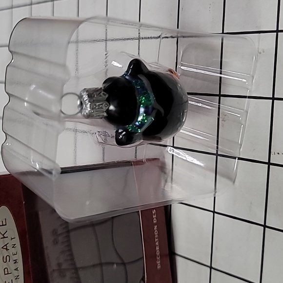 VINTAGE Hallmark Hand-Blown Glass Penguin Ornament 2000 Li'l Roly-Poly Penguin - Picture 8 of 10